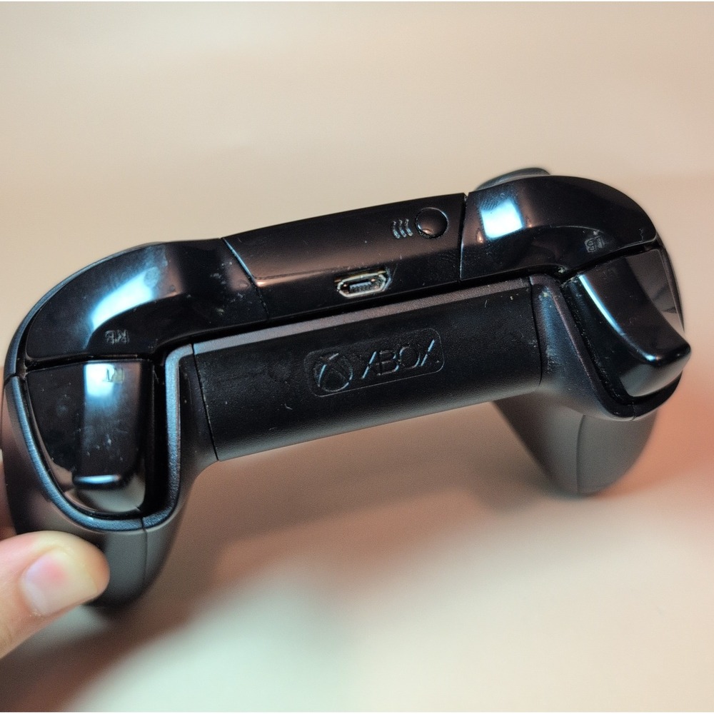 Xbox One Wireless Controller Black Tested Working - Picture 4 of 6